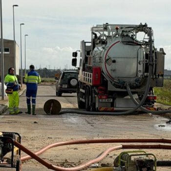 Los vecinos de Doña Blanca inician hoy el regreso a casa tras remitir la crecida del Guadalete