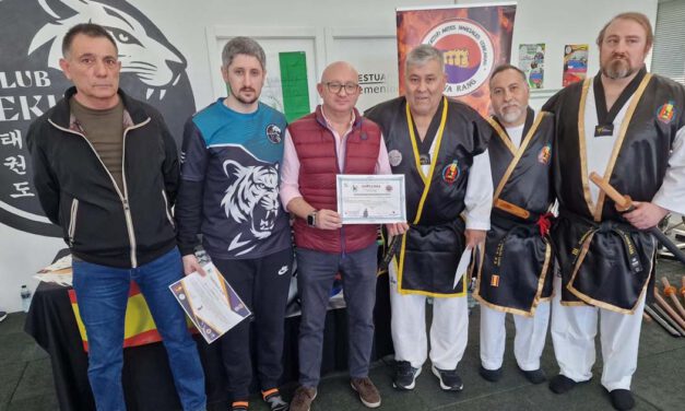 El kumdo se abre paso en El Puerto con un seminario abierto a nuevos practicantes