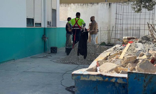 La Escuela Infantil Las Dunas renueva sus instalaciones con obras de seguridad y saneamiento