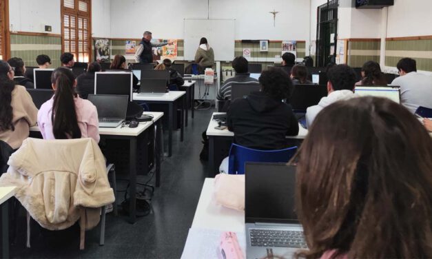 Apemsa acerca la contabilidad empresarial al aula con una experiencia piloto en SAFA San Luis