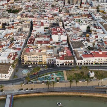 El número de viviendas turísticas baja ligeramente tras un año de suspensión de nuevas licencias