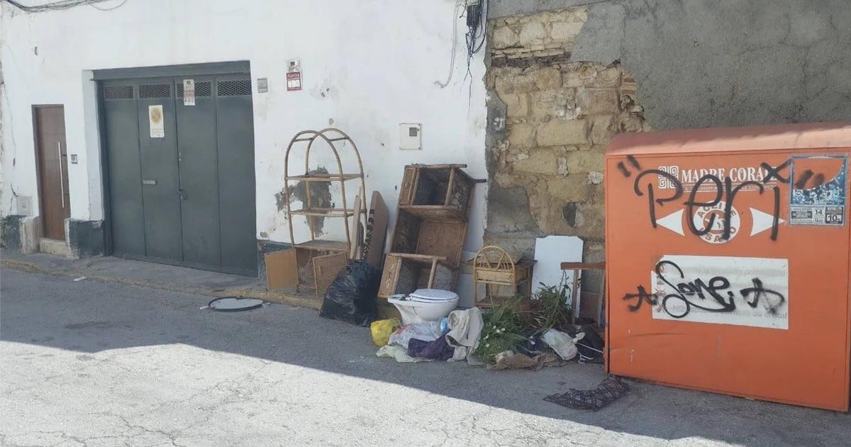 La acumulación de residuos y vertidos sanitarios dispara la preocupación vecinal en La Vid