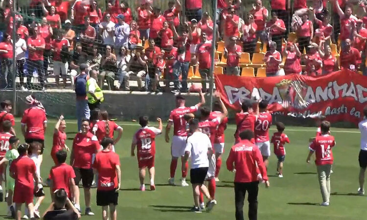 El Racing logra el ascenso a Tercera Federación tras una jornada de infarto