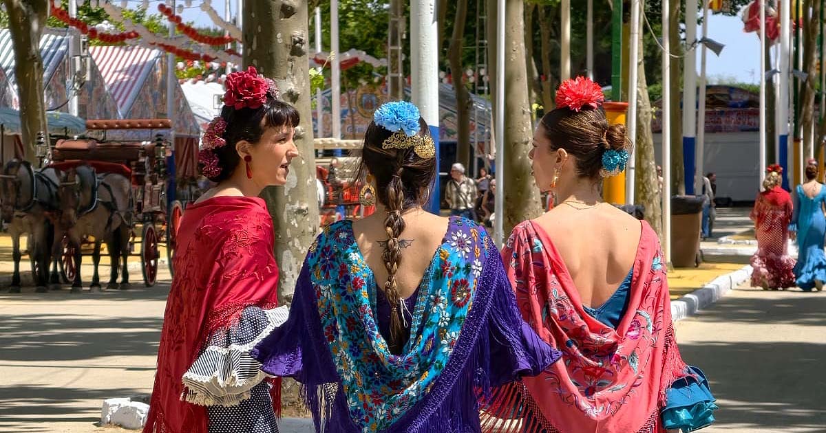 La Feria arranca con ambiente desde la tarde en el Real