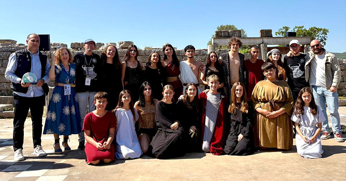 Balbo lleva el teatro portuense hasta Grecia en un hito internacional para la cultura local