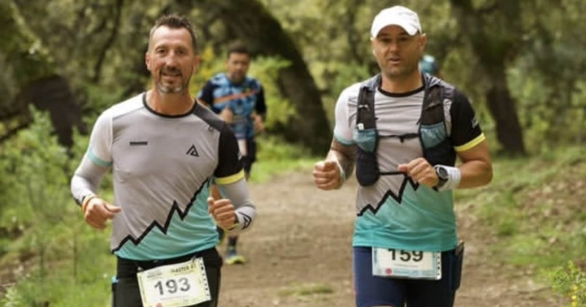 De patrullar a resistir: 27 vueltas y podio para dos policías nacionales de El Puerto