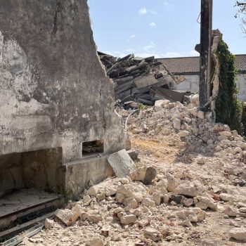 Betilo alerta de un “punto de no retorno” en Campo de Guía tras el inicio de demoliciones interiores