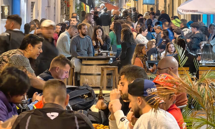 El Puerto roza el lleno hotelero en el Puente del Pilar con un 93,39% de ocupación