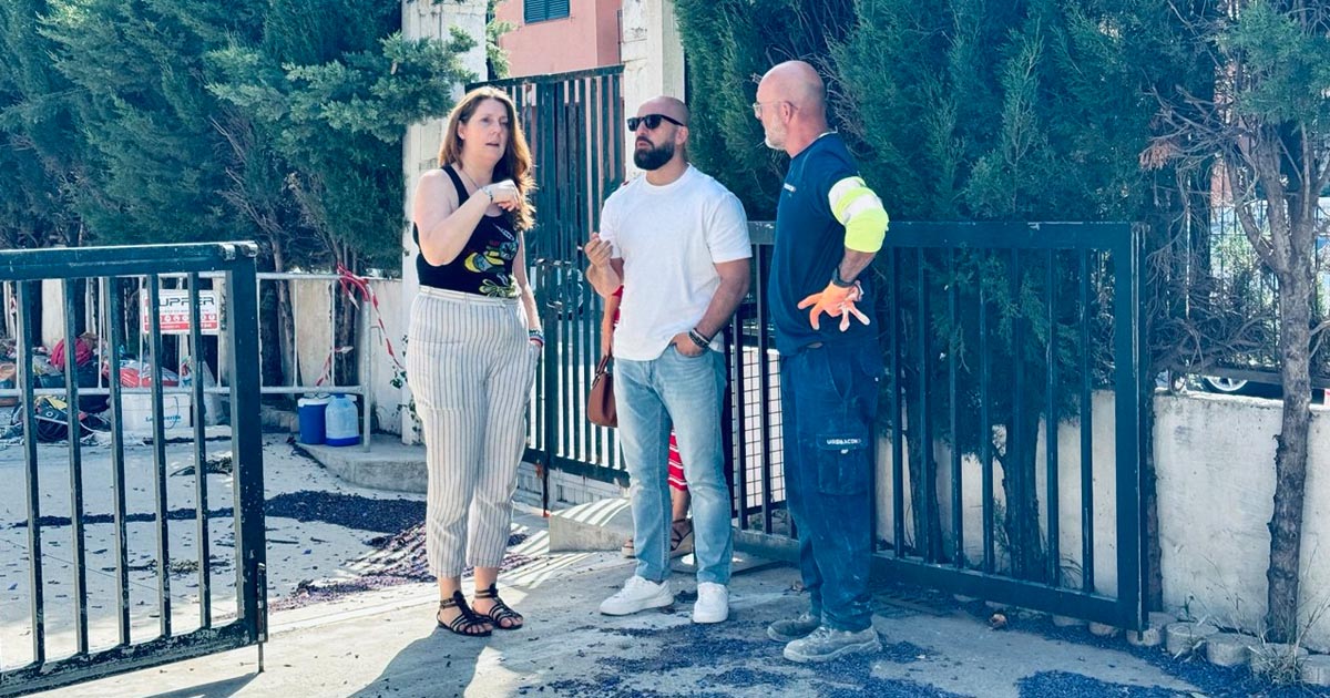 El CEIP Menesteo estrena mejoras de accesibilidad, seguridad y mantenimiento