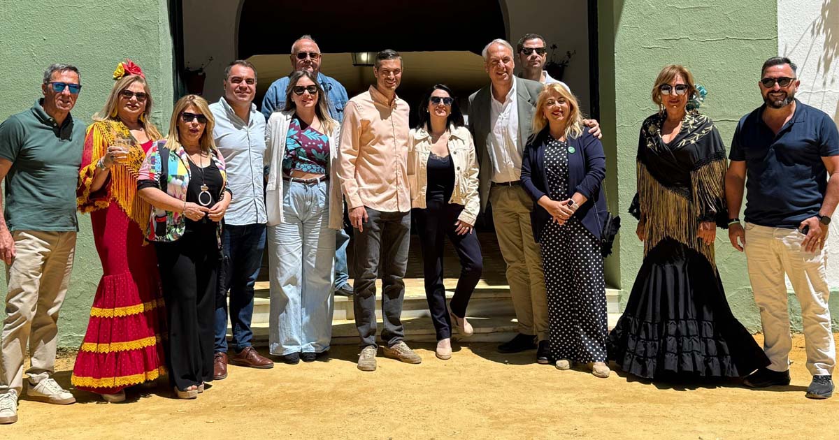 El PSOE lleva la campaña andaluza a la Feria con la sanidad pública como eje central