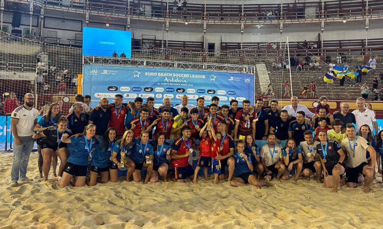 La Euro Beach Soccer League llena la Plaza de Toros y corona a España como campeona en El Puerto