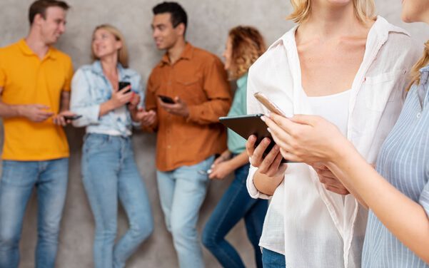 Del cine y los eventos culturales al entretenimiento digital: cómo cambia el ocio urbano