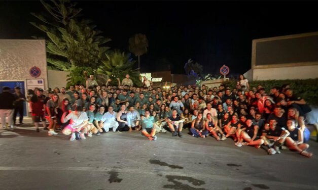 Los trabajadores de los chiringuitos de Puerto Sherry alzan la voz contra el cierre