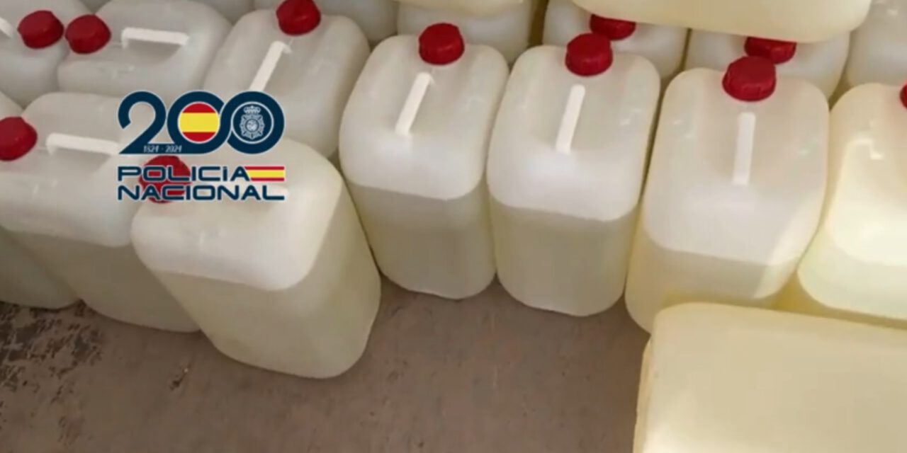 Intervenidos más de 17.000 litros de gasolina destinados al abastecimiento de narcolanchas en Cádiz