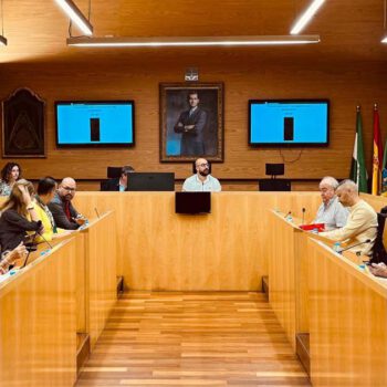 El Puerto eliminará las tasas municipales inferiores a 6 euros para simplificar trámites