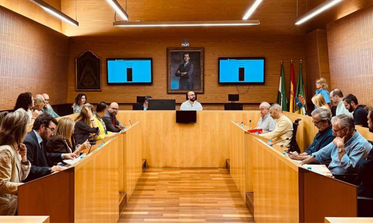 El Puerto eliminará las tasas municipales inferiores a 6 euros para simplificar trámites