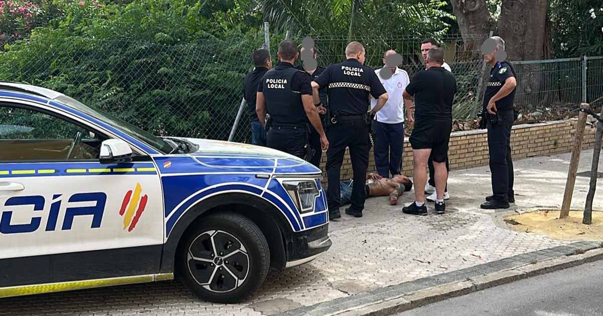 Roba 600 euros de una furgoneta en El Puerto y acaba detenido tras lanzarse al río