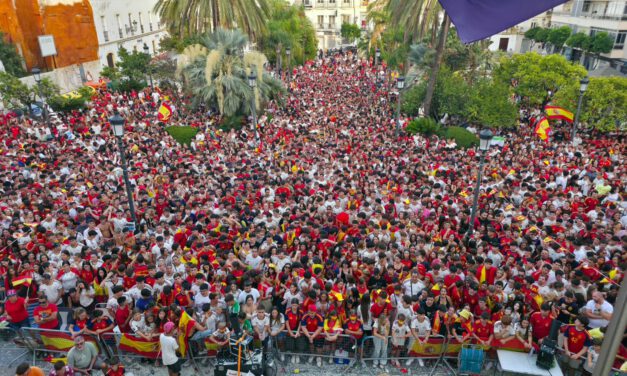 España conquista el Mundial ante Argentina y desata la fiesta en la Plaza Isaac Peral