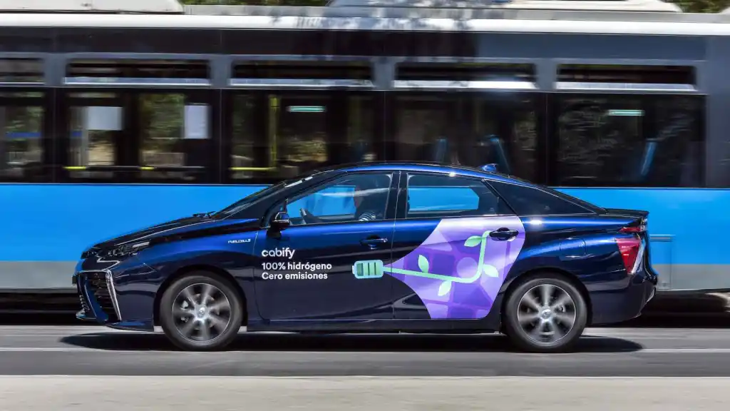 El taxi pide control municipal ante la llegada de Cabify a El Puerto