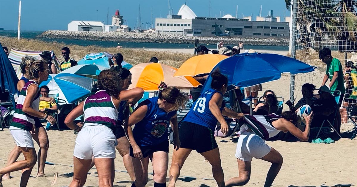 El rugby playa reúne deporte, convivencia e inclusión en La Puntilla