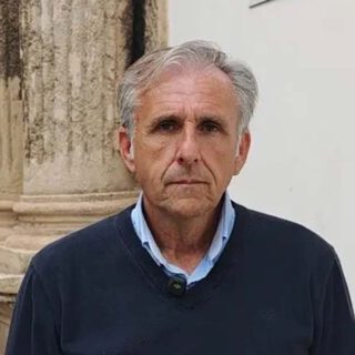 Gomila usa la titularidad para esquivar la situación urbanística de su vivienda habitual Gomila usa la titularidad para esquivar la situación urbanística de su vivienda habitual
