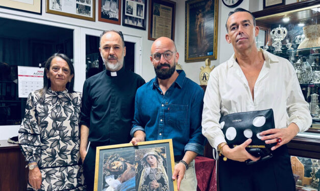 La Hermandad de la Soledad bendice su ampliada Casa de Hermandad en su 460 aniversario