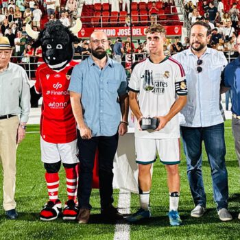 El Real Madrid C conquista el L Trofeo Ciudad de El Puerto ante 1.800 aficionados