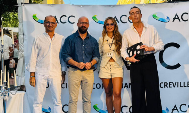 La primera Noche en Blanco llena de actividad Crevillet y refuerza al comercio local