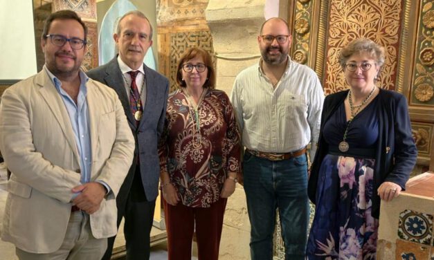 Ana Becerra se incorpora a la Academia Santa Cecilia tras 25 años vinculada al Archivo Municipal