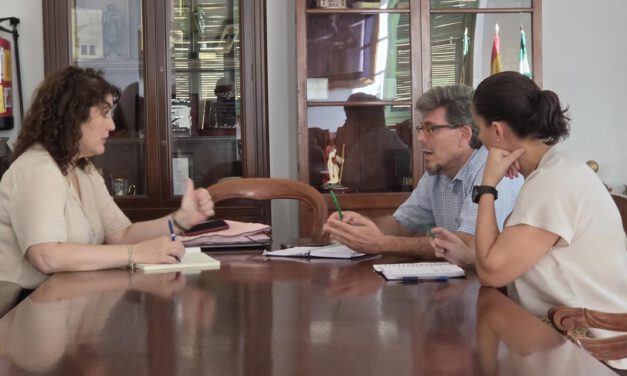 El Ayuntamiento y CSIF abren una ronda de diálogo sobre la plantilla municipal