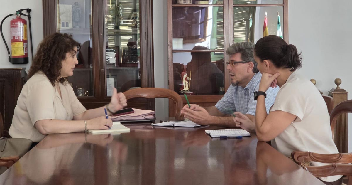 El Ayuntamiento y CSIF abren una ronda de diálogo sobre la plantilla municipal