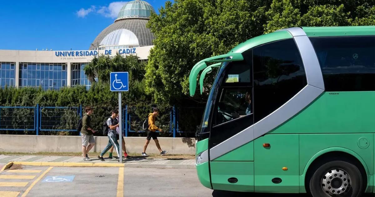 El Puerto mejora sus horarios de autobús con Jerez y los campus universitarios de la Bahía