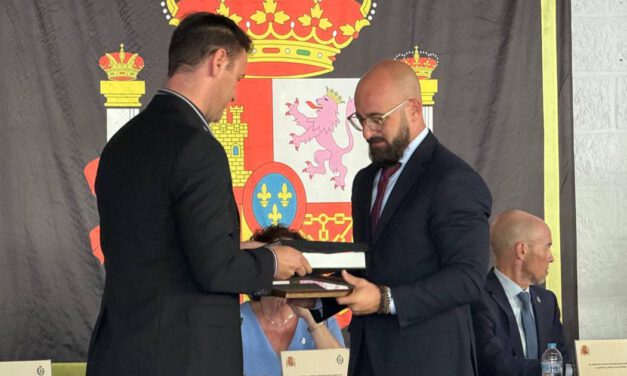 La Merced reconoce en El Puerto la labor de los profesionales de sus tres centros penitenciarios