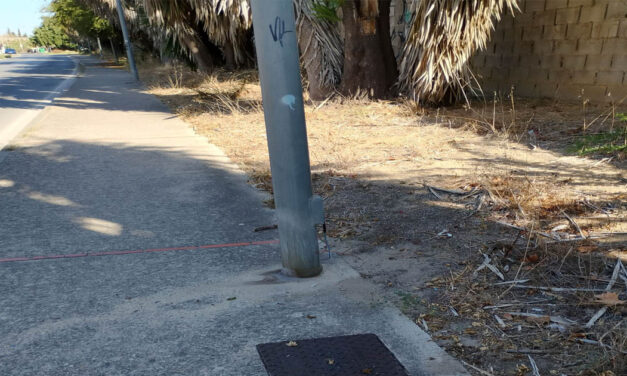 Requieren ral Ayuntamiento por la falta de alumbrado en un tramo del Camino Viejo de Rota