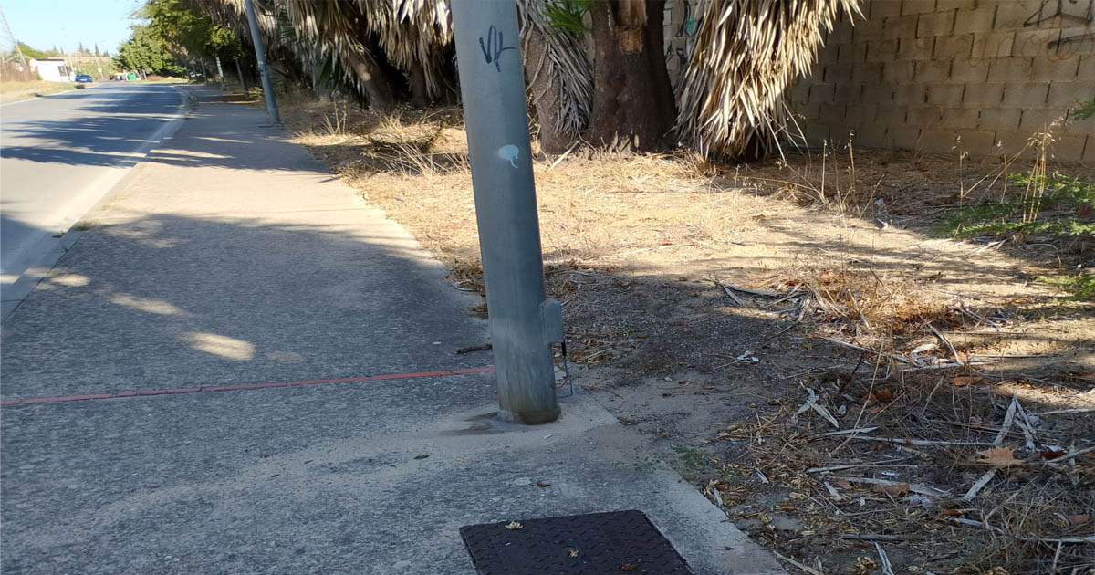 Requieren ral Ayuntamiento por la falta de alumbrado en un tramo del Camino Viejo de Rota