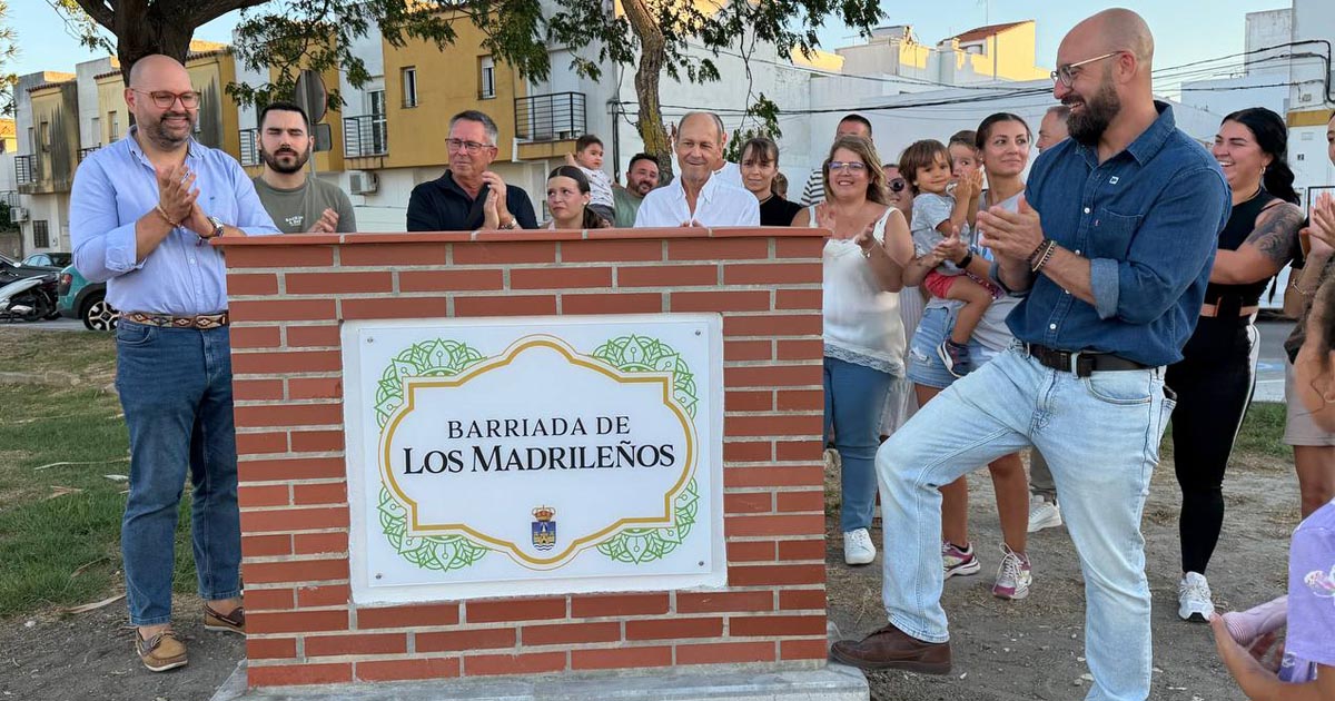 Los Madrileños estrena una nueva entrada con glorieta y conexión peatonal hacia El Palmar
