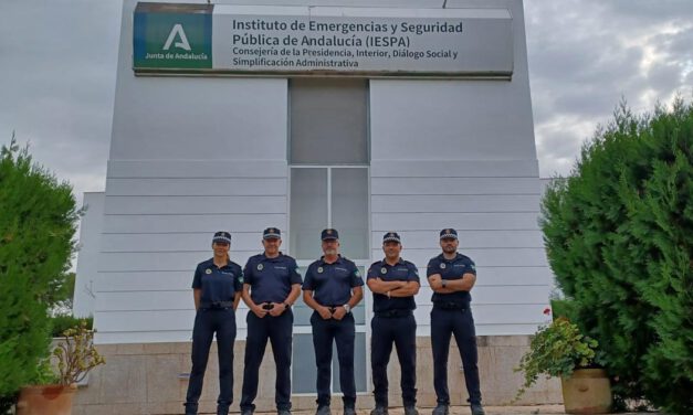 La Policía Local refuerza su estructura de mando con cinco promociones internas