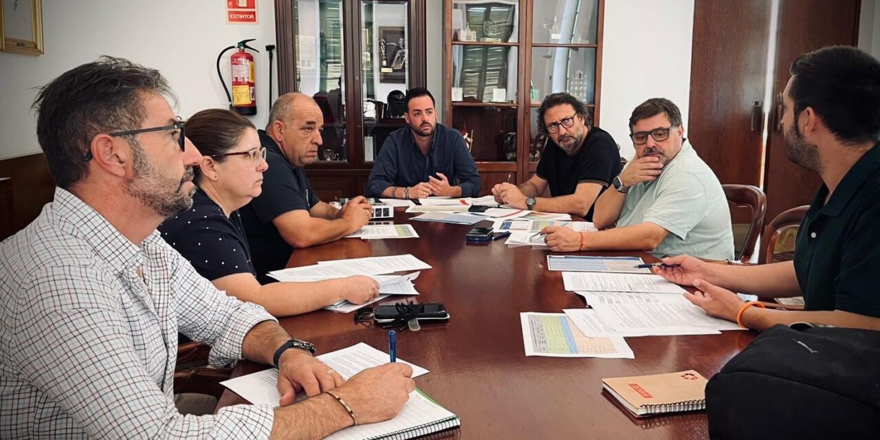 El servicio de limpieza estudia ajustes en rutas, contenedores y seguridad ante fuertes lluvias