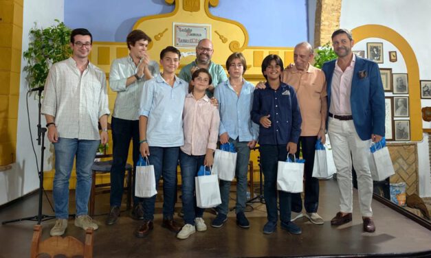 El flamenco portuense reivindica su historia, sus figuras y un “ADN 100% de El Puerto”