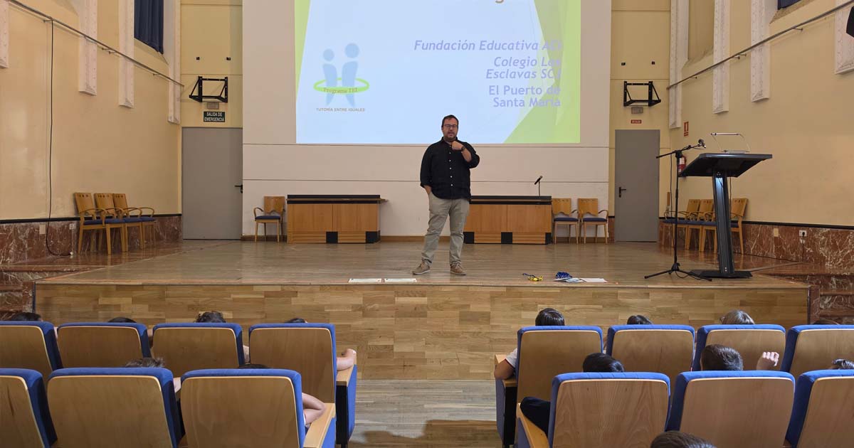 Alumnos de Las Esclavas aprenden a cuidarse entre iguales para que nadie se sienta solo