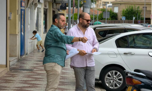 Los vecinos de Constitución y Andalucía trasladan sus demandas para mejorar el barrio