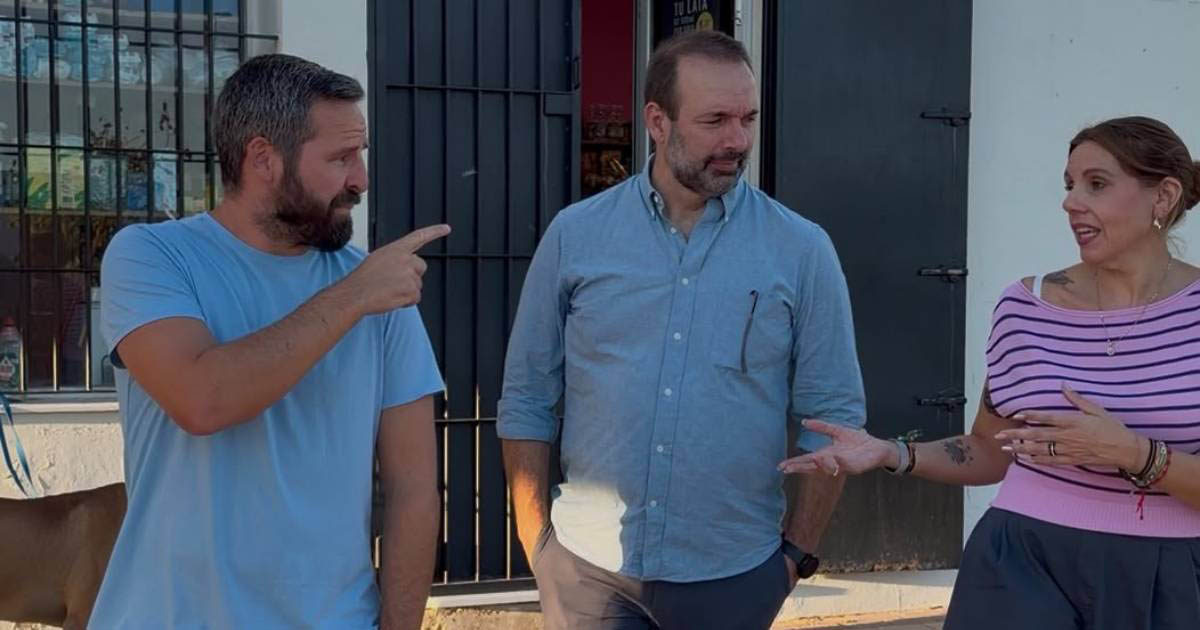 Los vecinos de Vallealto-El Tomillar trasladan problemas de limpieza, acerados y zonas verdes