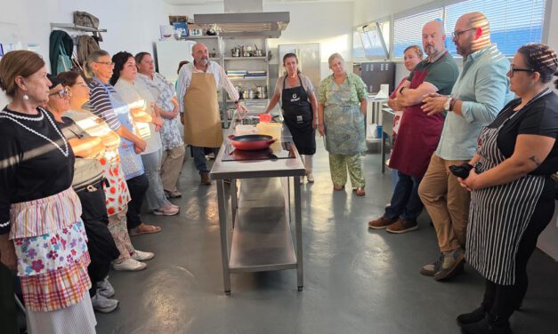 Un taller enseña a preparar ocho variedades de croquetas en el Centro Cívico