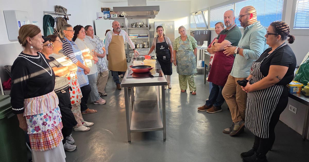 Un taller enseña a preparar ocho variedades de croquetas en el Centro Cívico