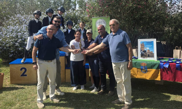 El I Trofeo de Doma Clásica reúne en El Puerto a 80 jinetes y amazonas de toda Andalucía
