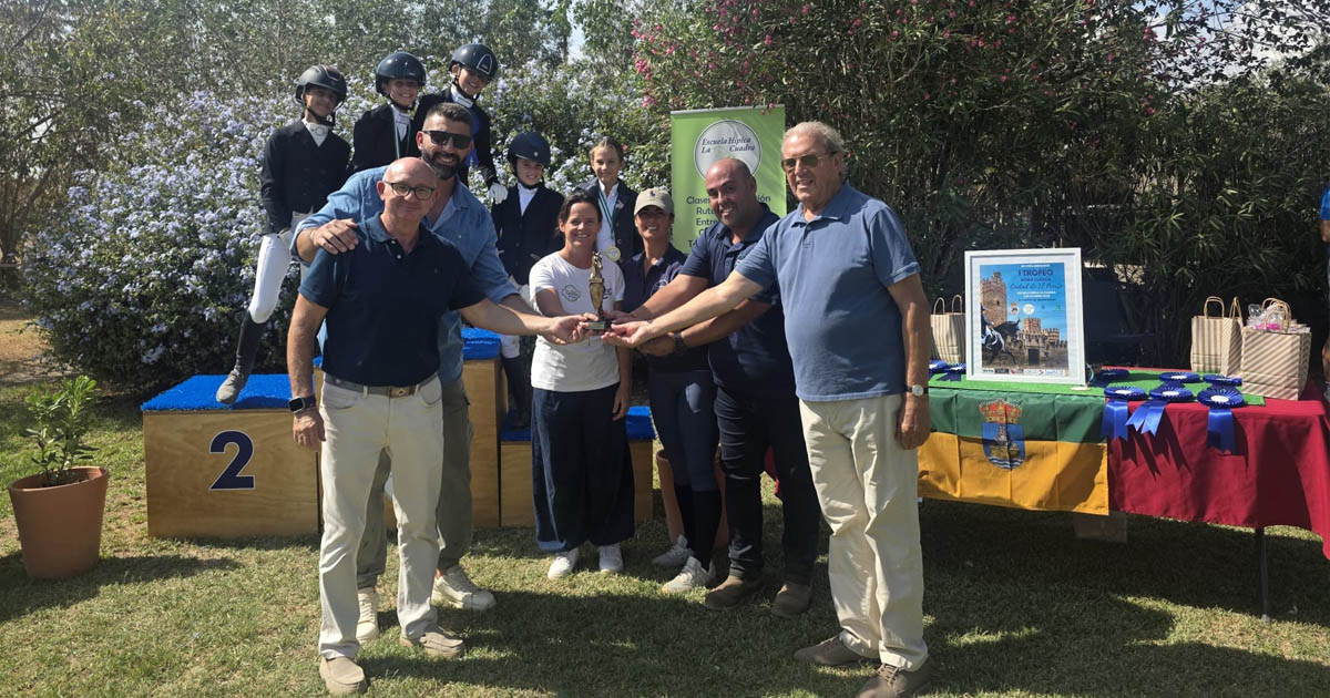 El I Trofeo de Doma Clásica reúne en El Puerto a 80 jinetes y amazonas de toda Andalucía