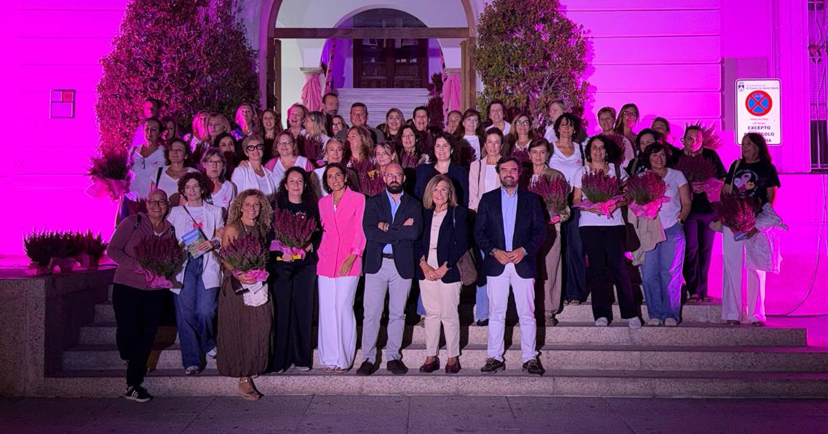 El Puerto se ilumina de rosa por el Día Mundial del Cáncer de Mama