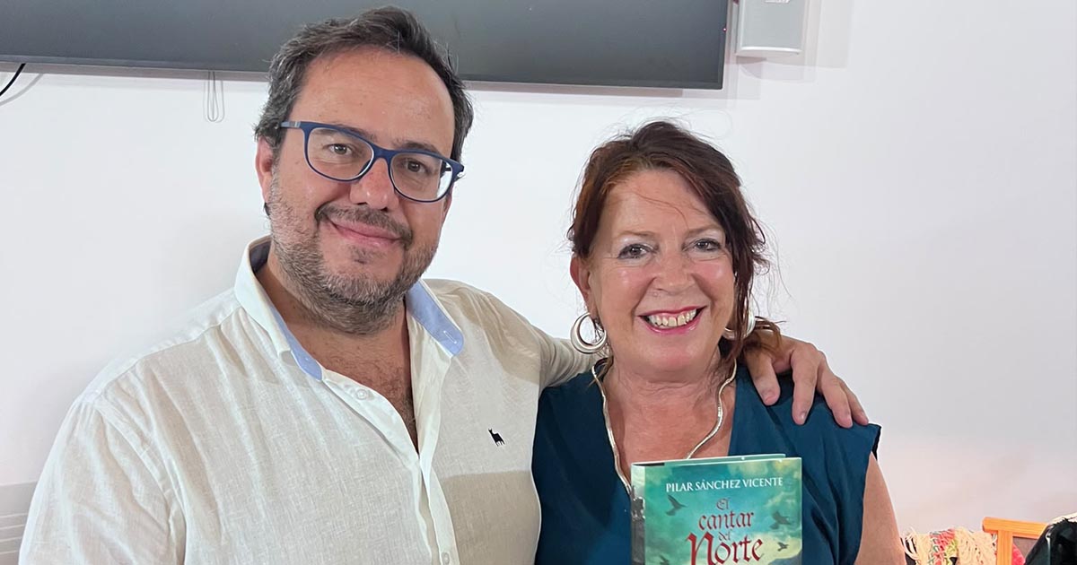 Pilar Sánchez Vicente presenta en El Puerto dos novelas que rescatan voces femeninas silenciadas