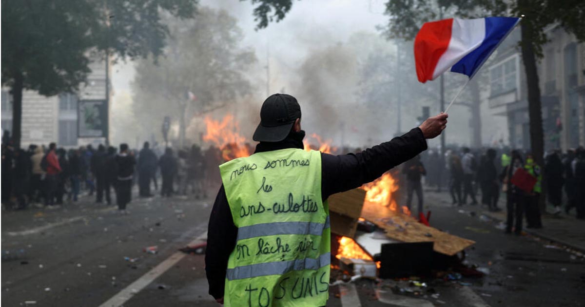 ¿Arde solo París?