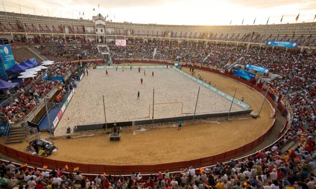El Mundialito reúne a 8.400 espectadores en la Plaza de Toros de El Puerto